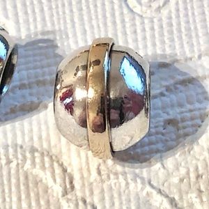 Pandora Moments : Saturn charm two tones